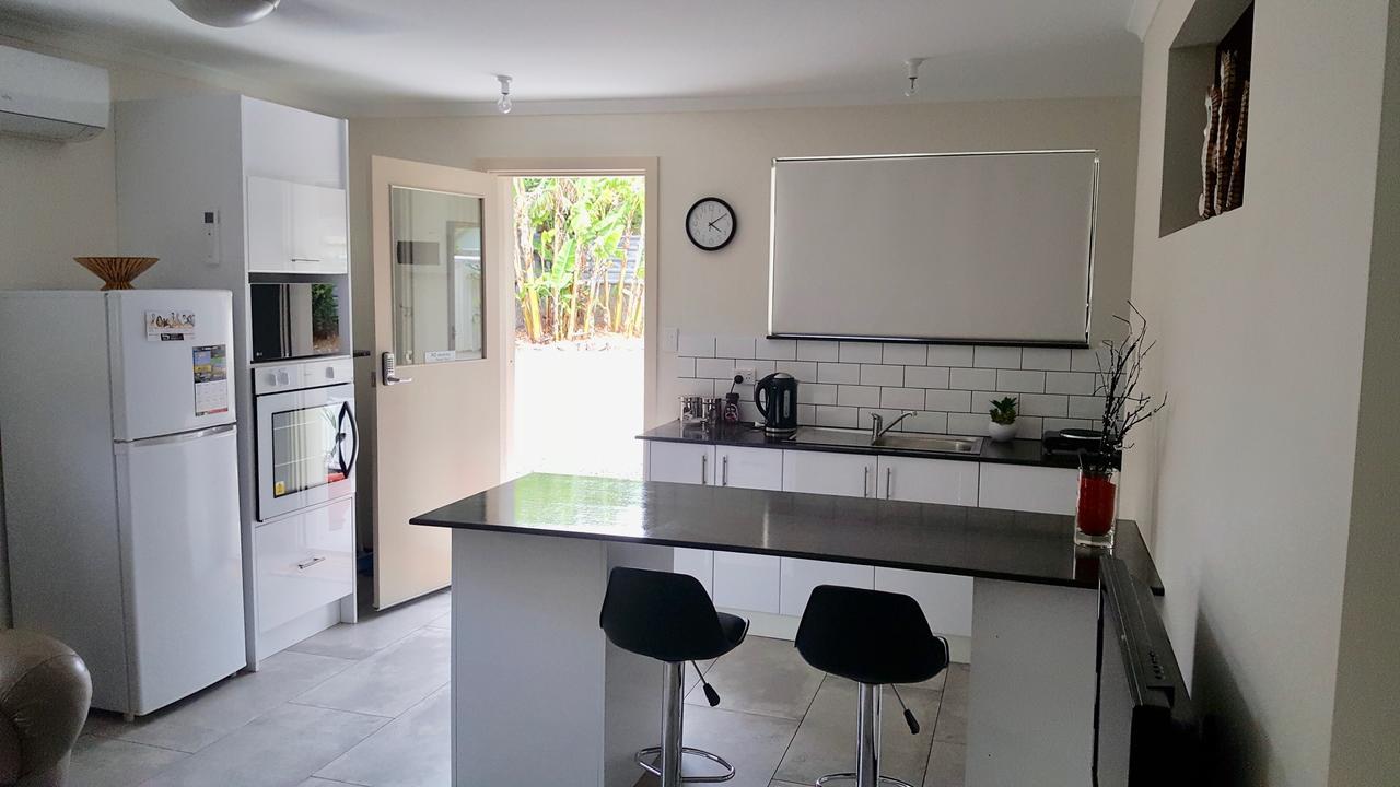 Inna Nutshell Kingscote Exterior foto